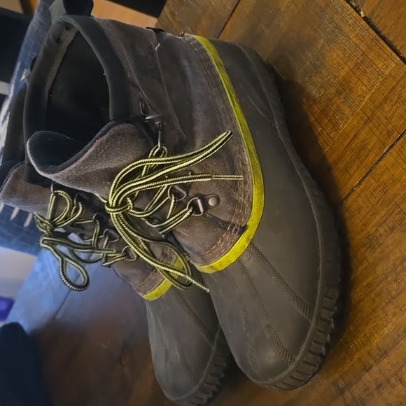 Mens Sorel Boots - Picture 3 of 10